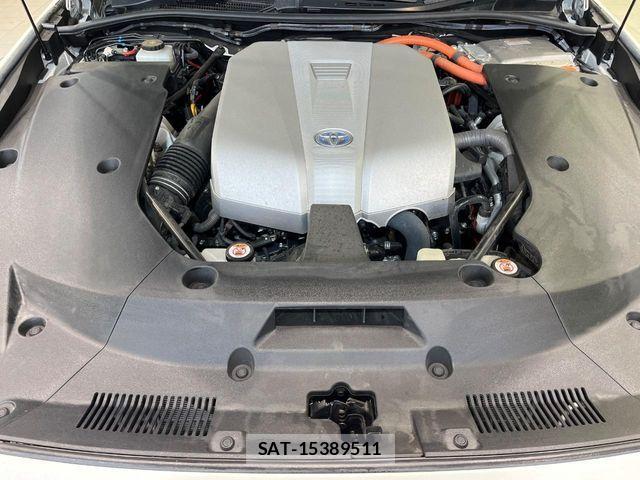 Toyota CROWN SEDAN 2020-04 7978883-17