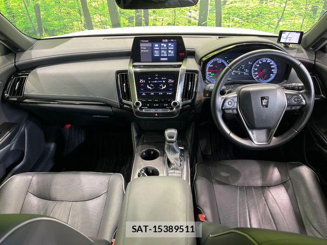 Toyota CROWN SEDAN 2020-04 7978883-1