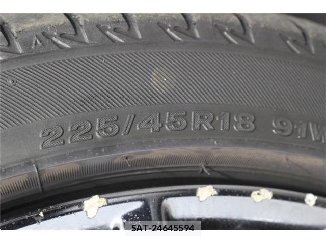 Toyota CROWN SEDAN 2015-09 7978895-21