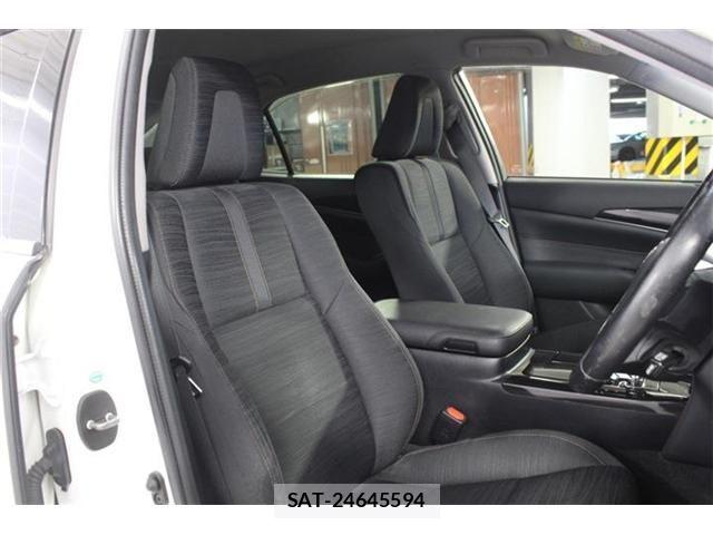 Toyota CROWN SEDAN 2015-09 7978895-26