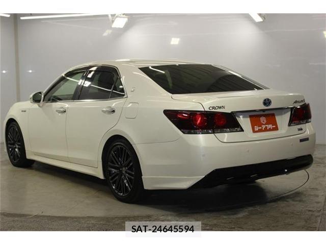 Toyota CROWN SEDAN 2015-09 7978895-6