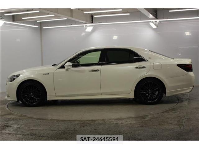 Toyota CROWN SEDAN 2015-09 7978895-7