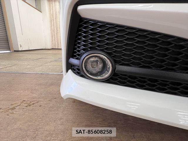 Toyota CROWN SEDAN 2019-05 8035052-23