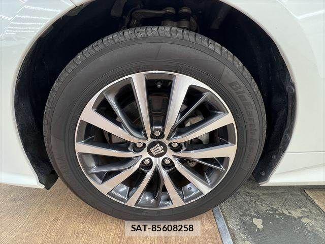 Toyota CROWN SEDAN 2019-05 8035052-28