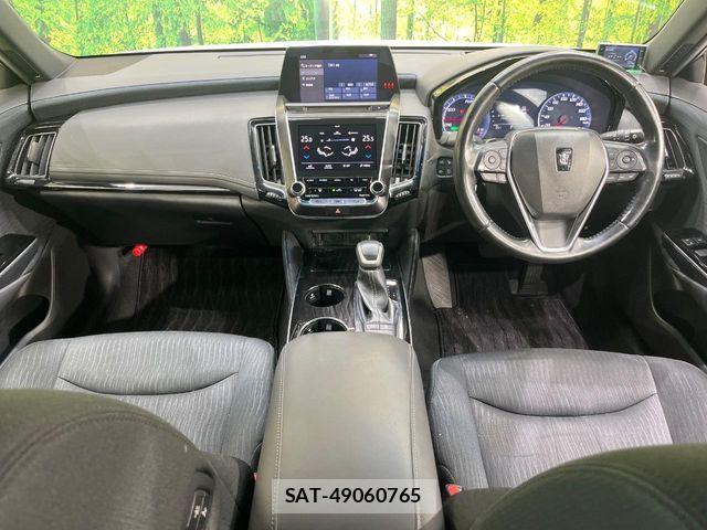 Toyota CROWN SEDAN 2019-09 8035059-1