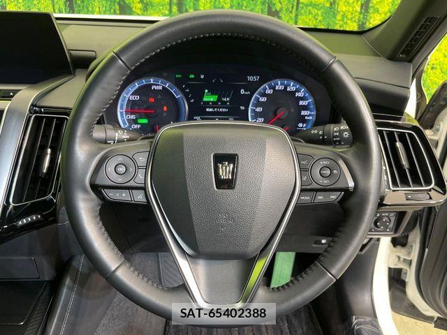 Toyota CROWN SEDAN 2018-08 8035043-10