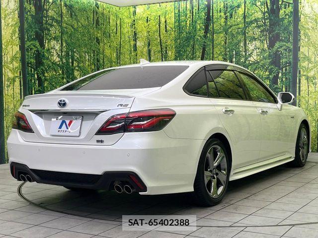 Toyota CROWN SEDAN 2018-08 8035043-16