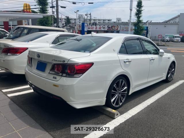 Toyota CROWN SEDAN 2016-03 8035063-4