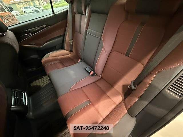 Toyota CROWN SEDAN 2013-05 8035066-18