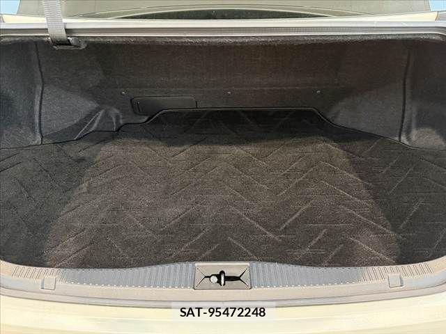 Toyota CROWN SEDAN 2013-05 8035066-19