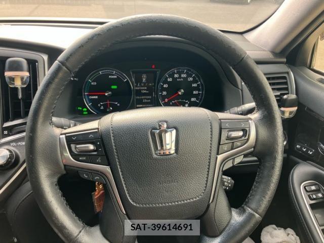 Toyota CROWN SEDAN 2015-11 8035064-14