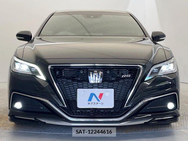 Toyota CROWN SEDAN 2018-10 8035040-14