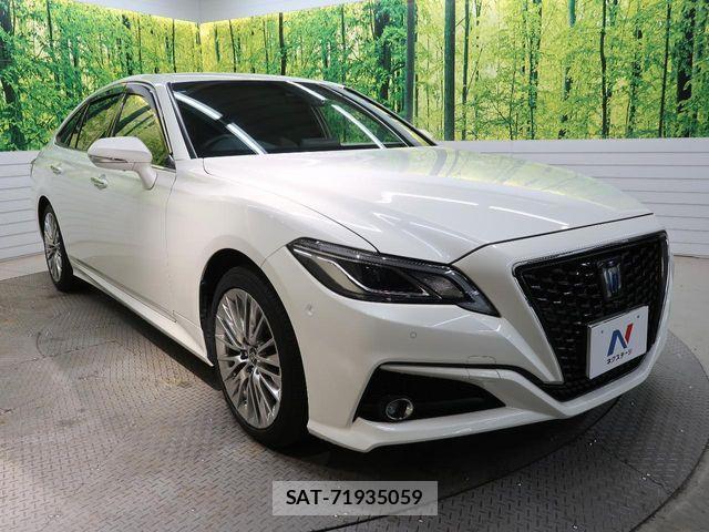Toyota CROWN SEDAN 2020-09 8035044-17