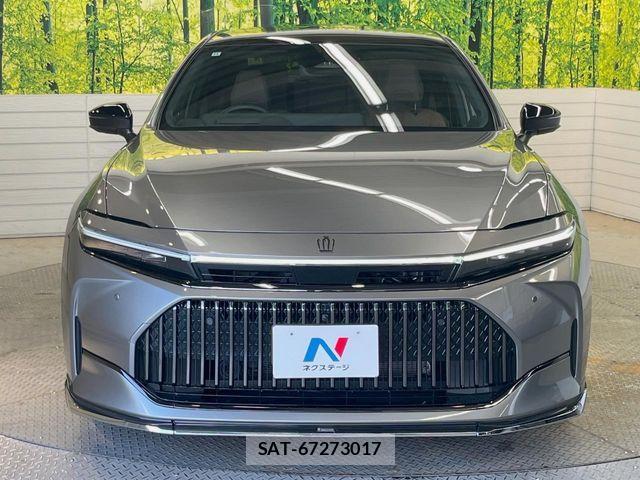 Toyota CROWN SEDAN 2024-11 8035033-13