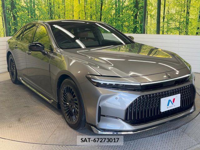 Toyota CROWN SEDAN 2024-11 8035033-15