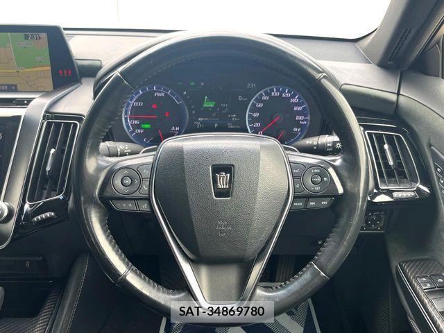Toyota CROWN SEDAN 2019-04 8035062-10
