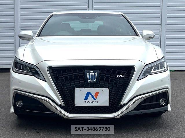Toyota CROWN SEDAN 2019-04 8035062-12