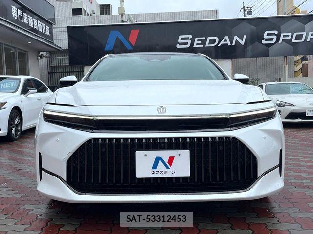 Toyota CROWN SEDAN 2024-12 8035035-13