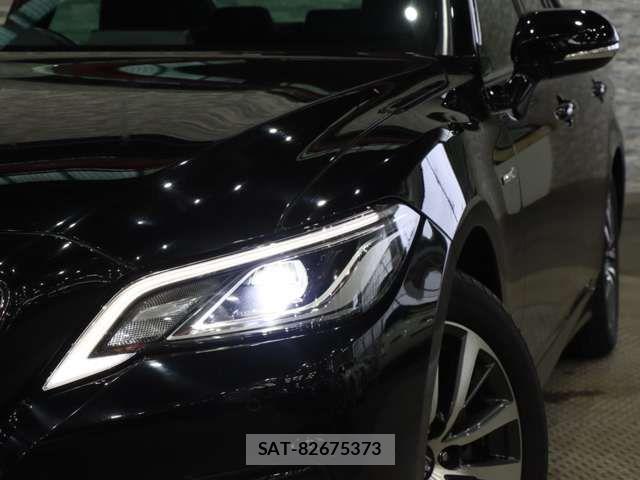 Toyota CROWN SEDAN 2019-06 8035061-14