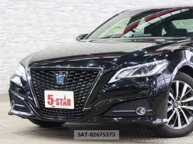 Toyota CROWN SEDAN 2019-06 8035061-16