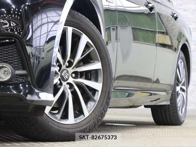 Toyota CROWN SEDAN 2019-06 8035061-18