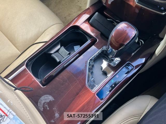 Toyota CROWN SEDAN 2014-11 8035071-20