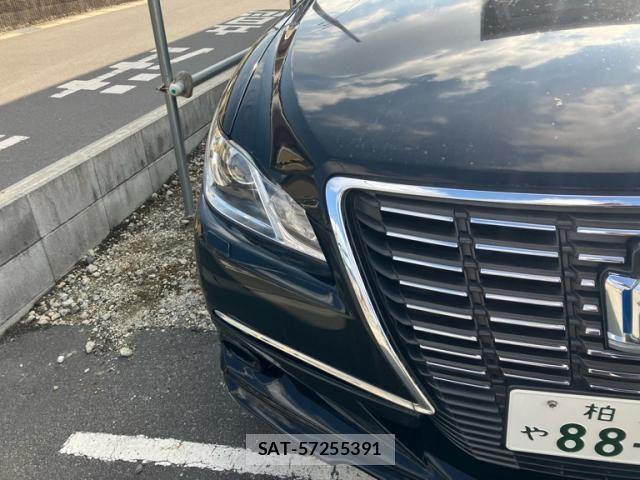 Toyota CROWN SEDAN 2014-11 8035071-8