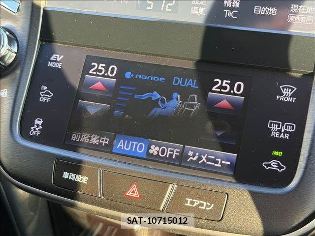 Toyota CROWN SEDAN 2017-04 8035069-12