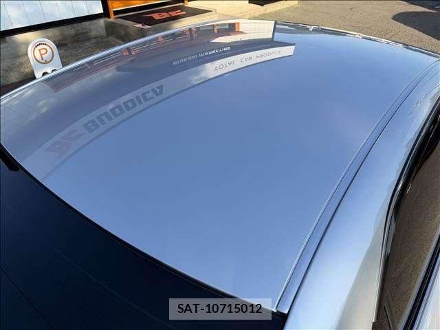 Toyota CROWN SEDAN 2017-04 8035069-18
