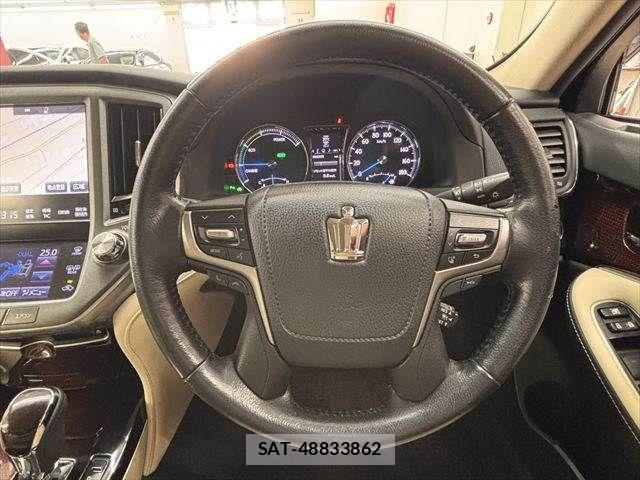 Toyota CROWN SEDAN 2015-12 8035067-9