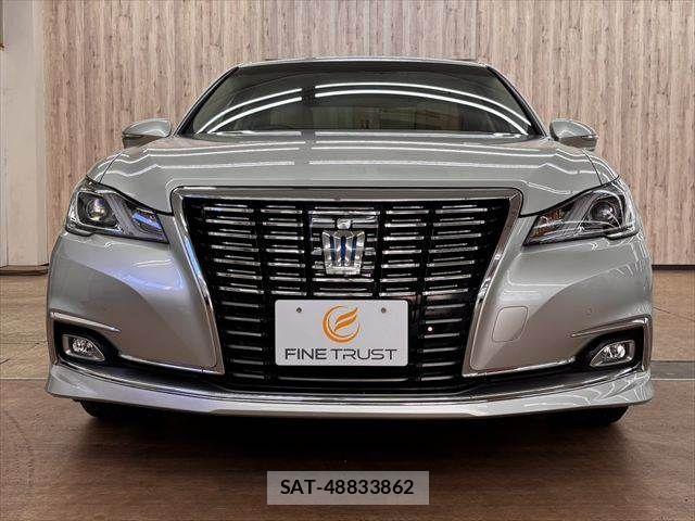 Toyota CROWN SEDAN 2015-12 8035067-13