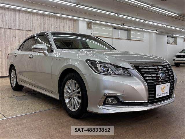 Toyota CROWN SEDAN 2015-12 8035067-14
