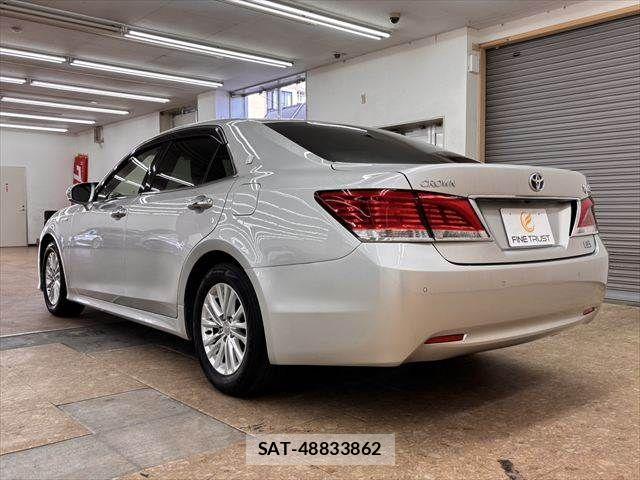 Toyota CROWN SEDAN 2015-12 8035067-18
