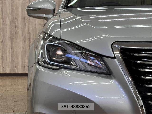Toyota CROWN SEDAN 2015-12 8035067-22