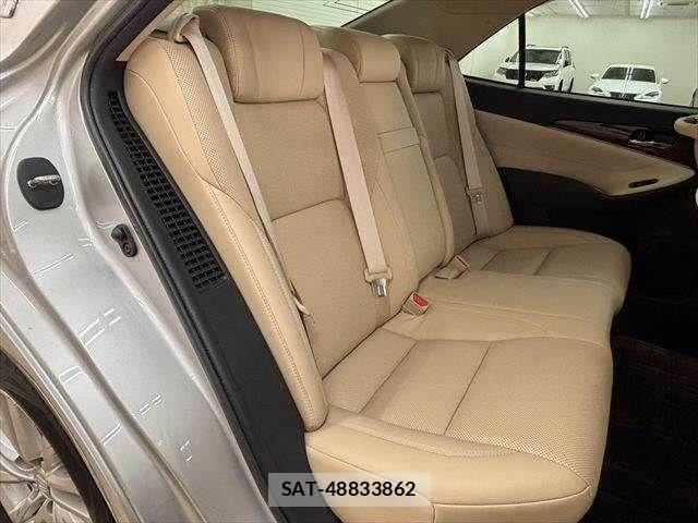 Toyota CROWN SEDAN 2015-12 8035067-7