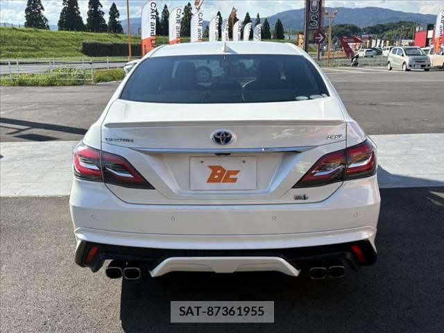 Toyota CROWN SEDAN 2018-07 8035051-13