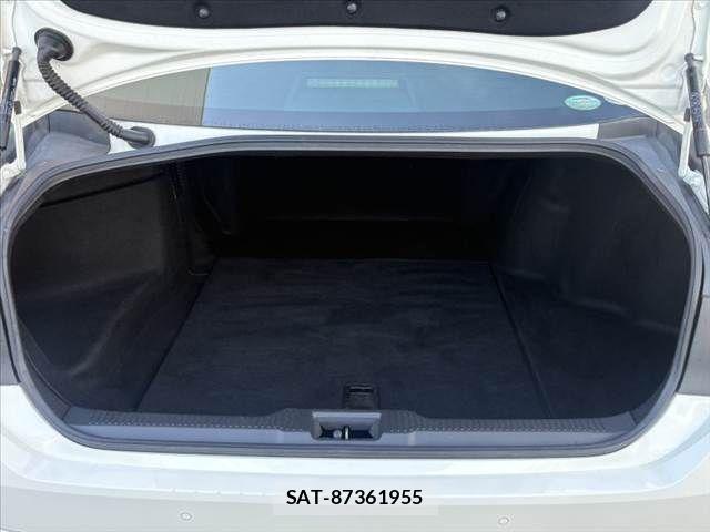 Toyota CROWN SEDAN 2018-07 8035051-19