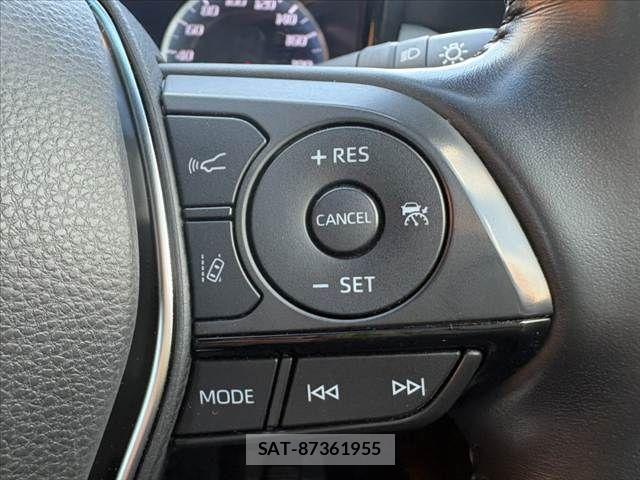 Toyota CROWN SEDAN 2018-07 8035051-4