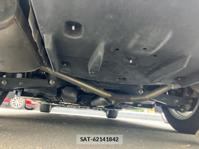 Toyota CROWN SEDAN 2013-11 8035070-11