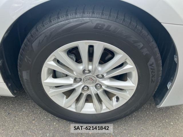 Toyota CROWN SEDAN 2013-11 8035070-5