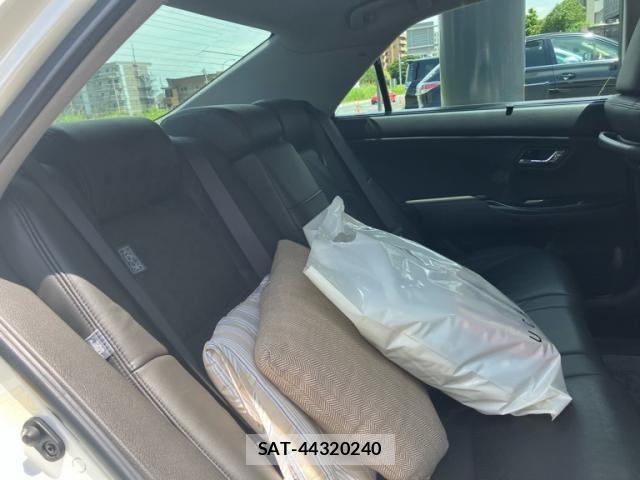 Toyota CROWN SEDAN 2009-05 8035073-14