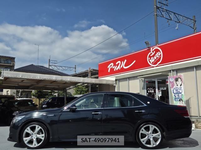 Toyota CROWN SEDAN 2014-03 8035065-5