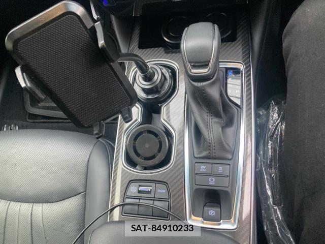 Toyota CROWN SEDAN 2021-01 8035036-24
