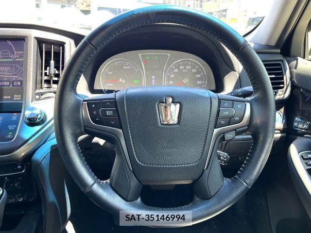 Toyota CROWN SEDAN 2013-08 8035057-10