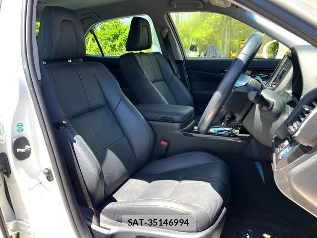 Toyota CROWN SEDAN 2013-08 8035057-11