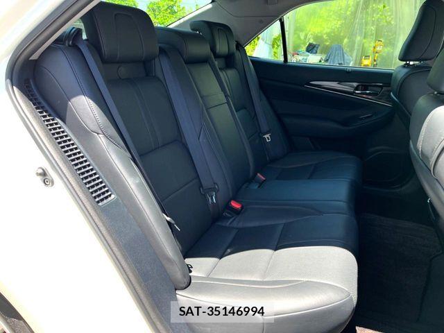 Toyota CROWN SEDAN 2013-08 8035057-12