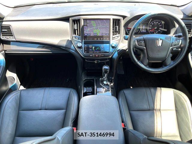 Toyota CROWN SEDAN 2013-08 8035057-1
