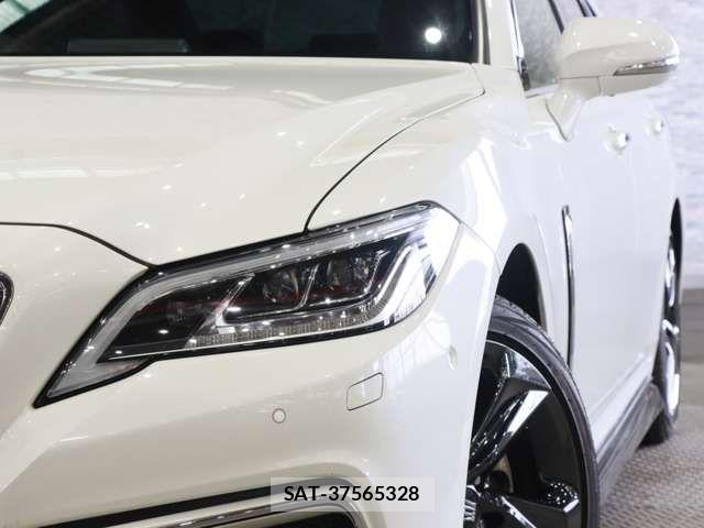 Toyota CROWN SEDAN 2021-06 8035047-16
