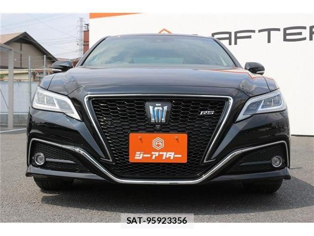 Toyota CROWN SEDAN 2019-08 8073395-1
