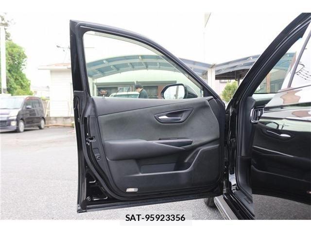 Toyota CROWN SEDAN 2019-08 8073395-26